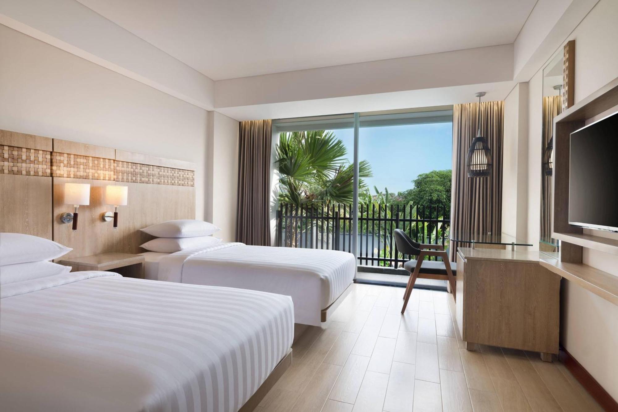 Hotel Fairfield By Marriott Bali Legian